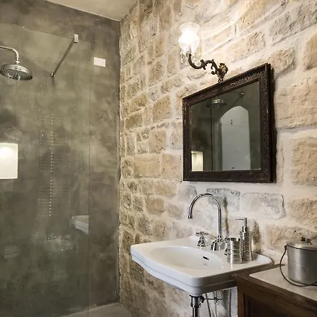 Bed & Breakfast Sanbartolomeo Casa & Putia Scicli