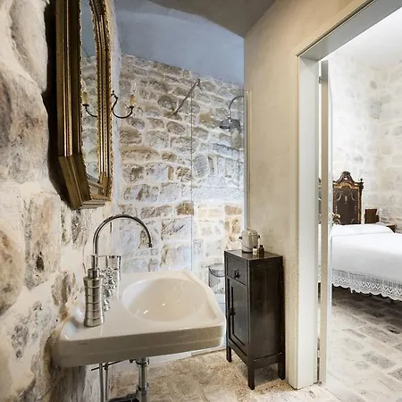 Bed & Breakfast Sanbartolomeo Casa & Putia Scicli