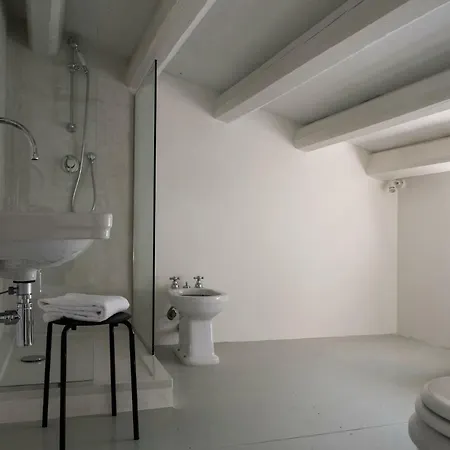 Bed & Breakfast Sanbartolomeo Casa & Putia *